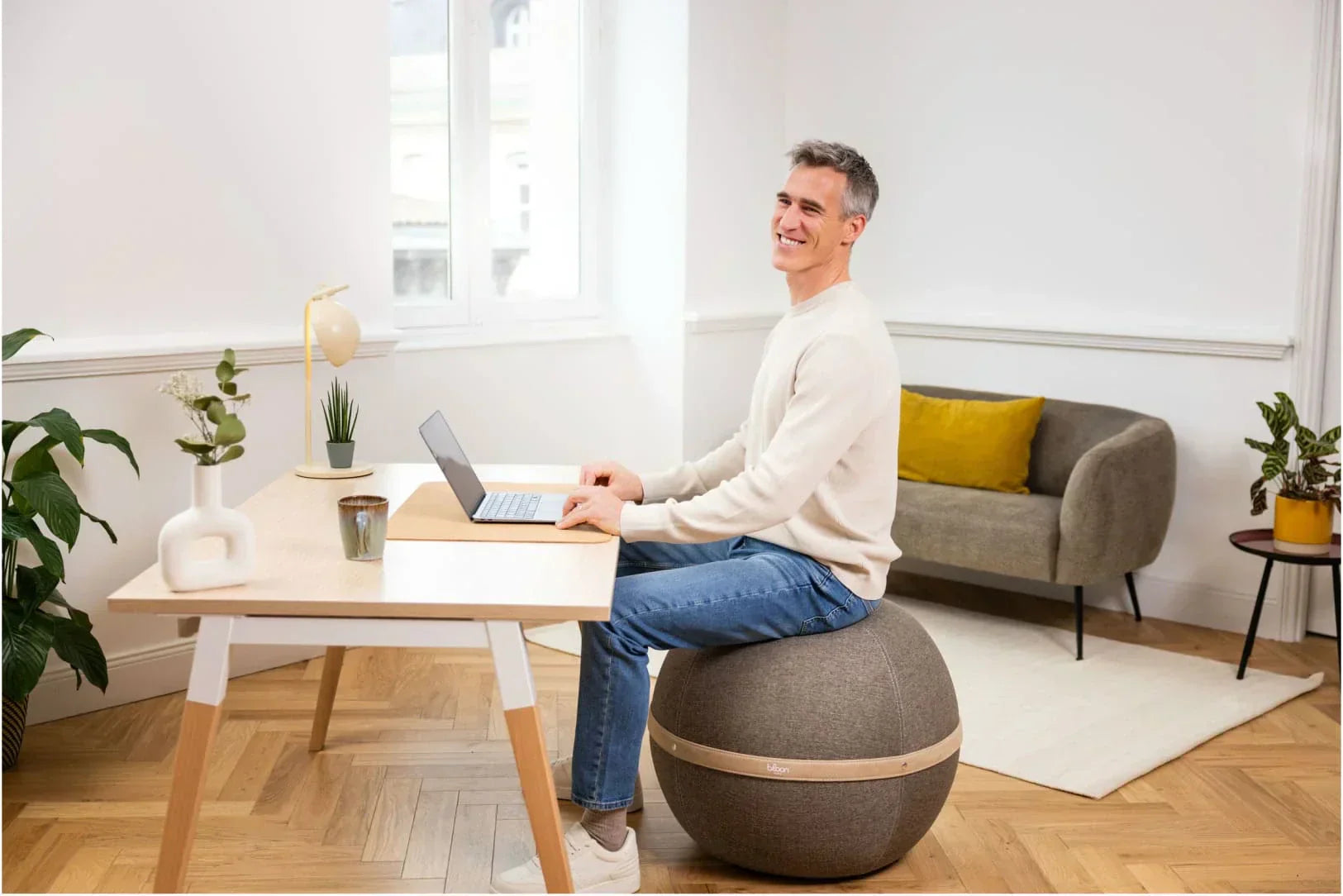 Daily posture to avoid backache