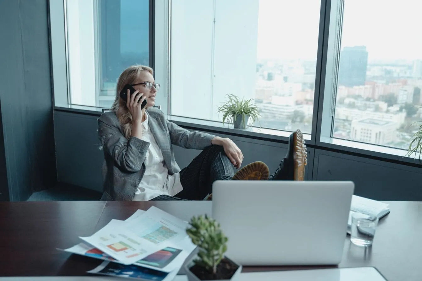 Poor Blood Circulation: How to Sit at Your Desk?